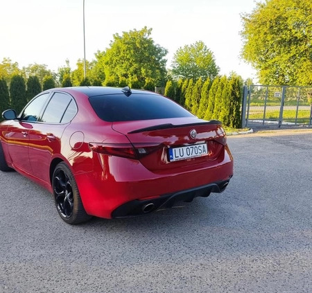 Alfa Romeo Giulia cena 97500 przebieg: 112000, rok produkcji 2018 z Lublin małe 92